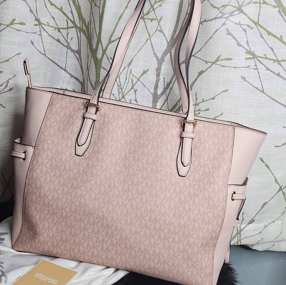 MK gilly tote - Picture 9 of 14